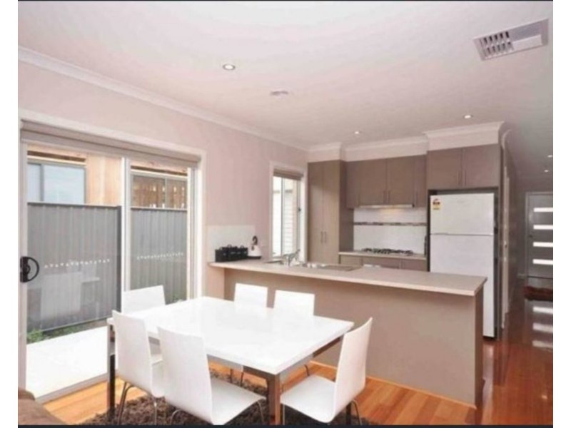 5 Parkhaven Street, Craigieburn VIC 3064