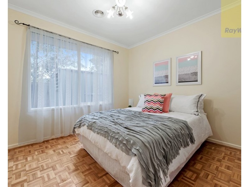 20 Yarcombe Crescent, Craigieburn VIC 3064