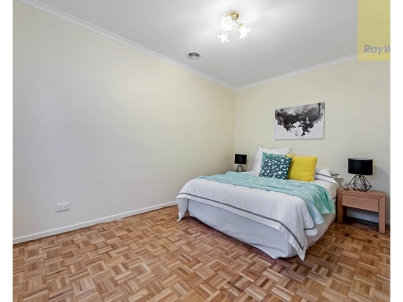 20 Yarcombe Crescent, Craigieburn VIC 3064