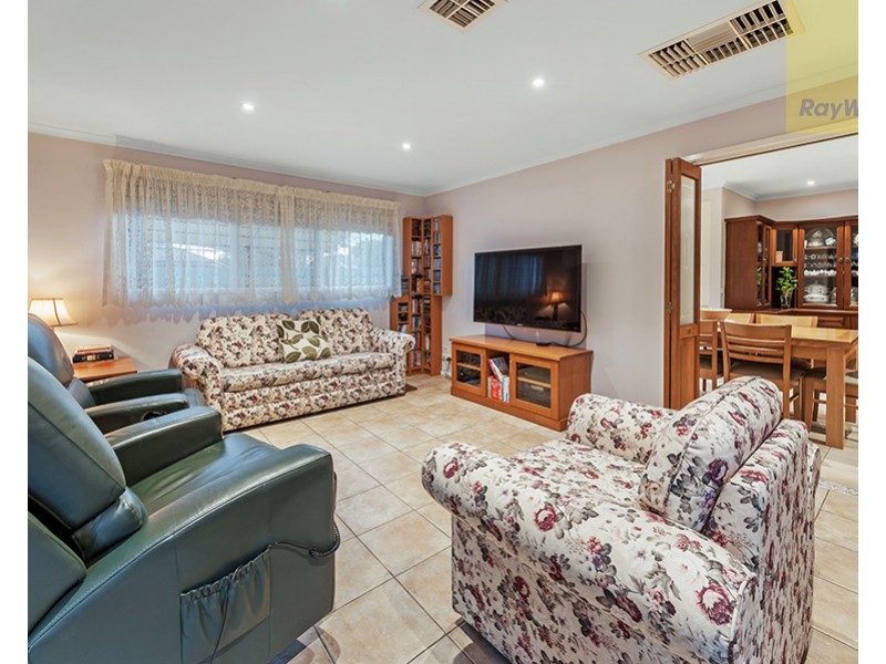 11 Sedgefield Place, Craigieburn VIC 3064