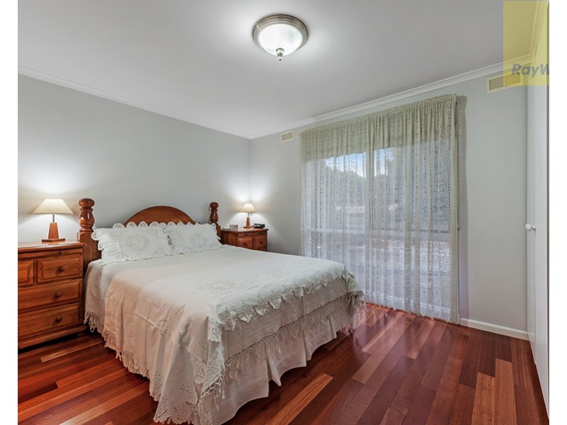 11 Sedgefield Place, Craigieburn VIC 3064