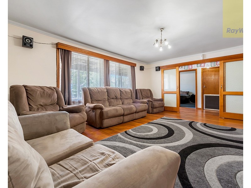 30 Langdon Crescent, Craigieburn VIC 3064
