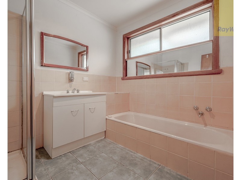 30 Langdon Crescent, Craigieburn VIC 3064