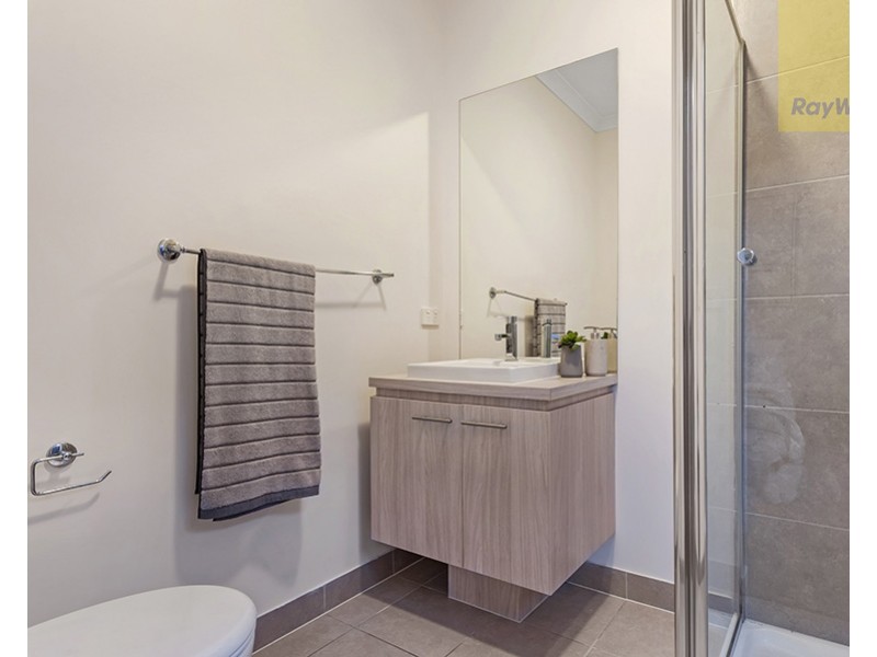 9 Euphoria Street, Craigieburn VIC 3064