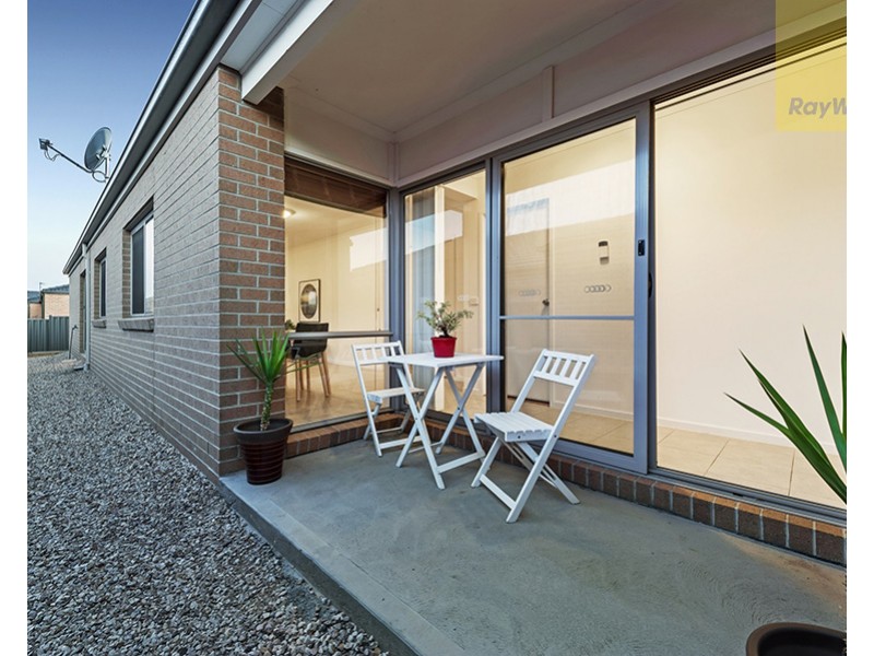 9 Euphoria Street, Craigieburn VIC 3064