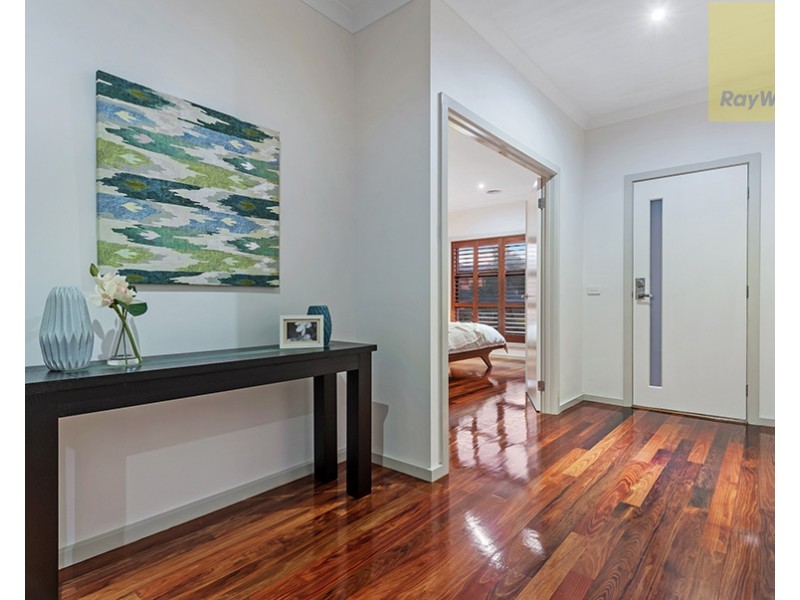 6 Vali Road, Craigieburn VIC 3064
