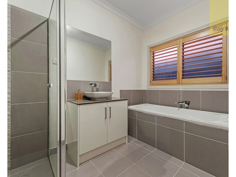 6 Vali Road, Craigieburn VIC 3064