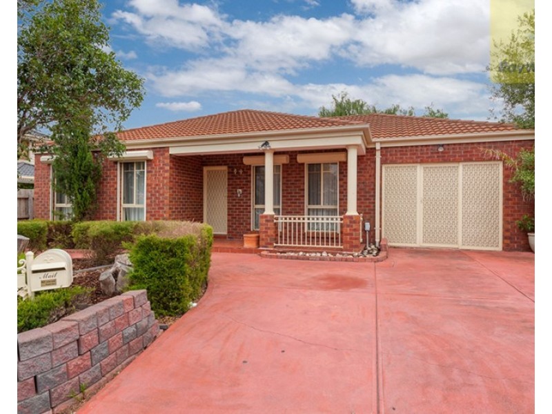 7 Lockwood Drive, Roxburgh Park VIC 3064