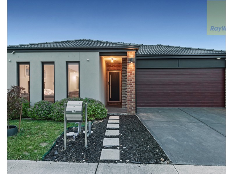 10 Iron Bridge Road, Craigieburn VIC 3064