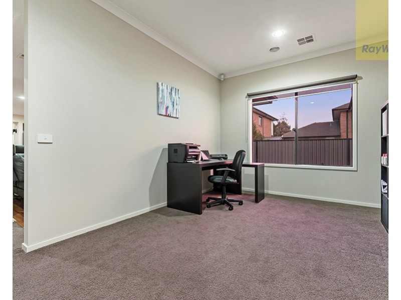 10 Grove Road, Craigieburn VIC 3064