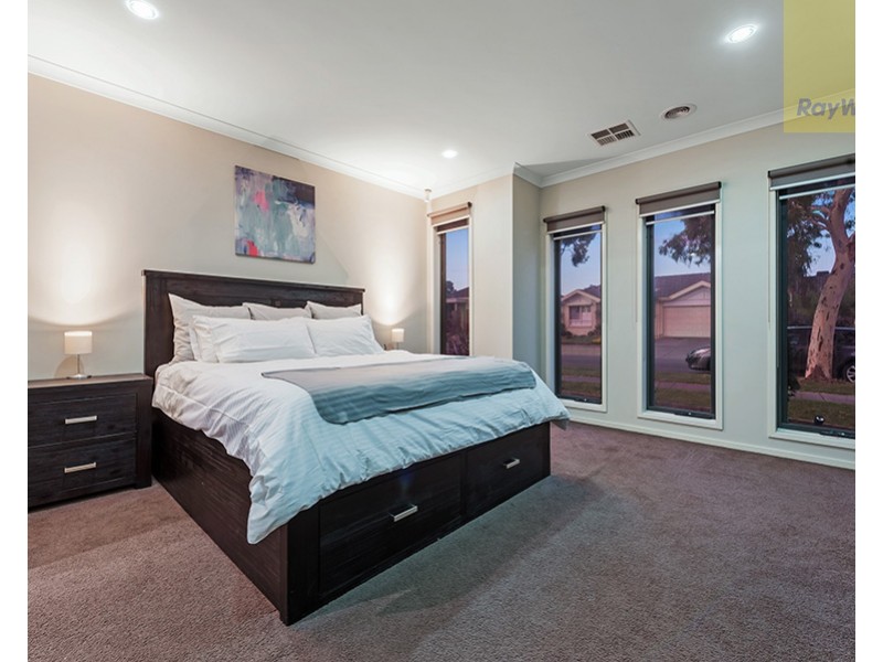 10 Grove Road, Craigieburn VIC 3064