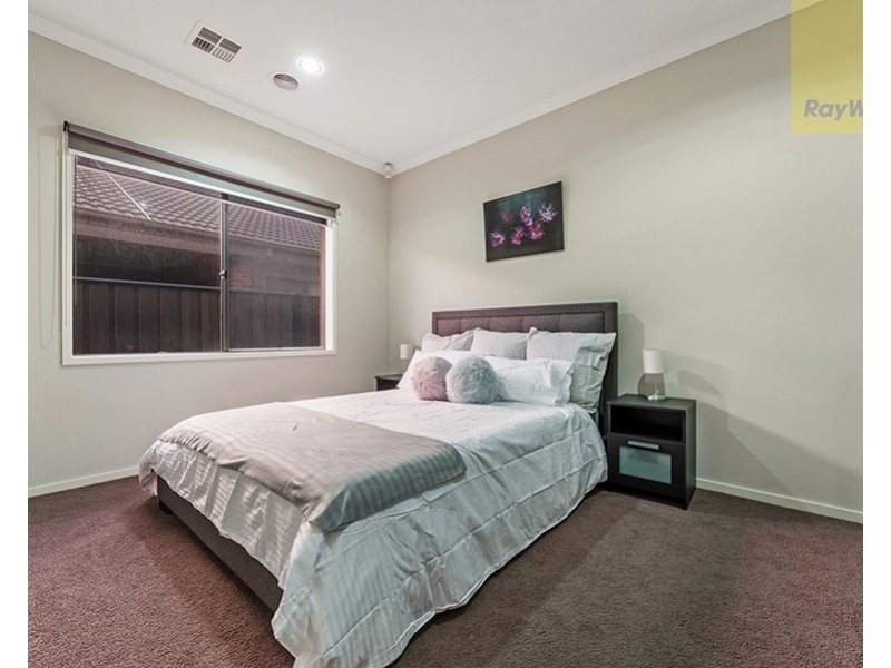 10 Grove Road, Craigieburn VIC 3064