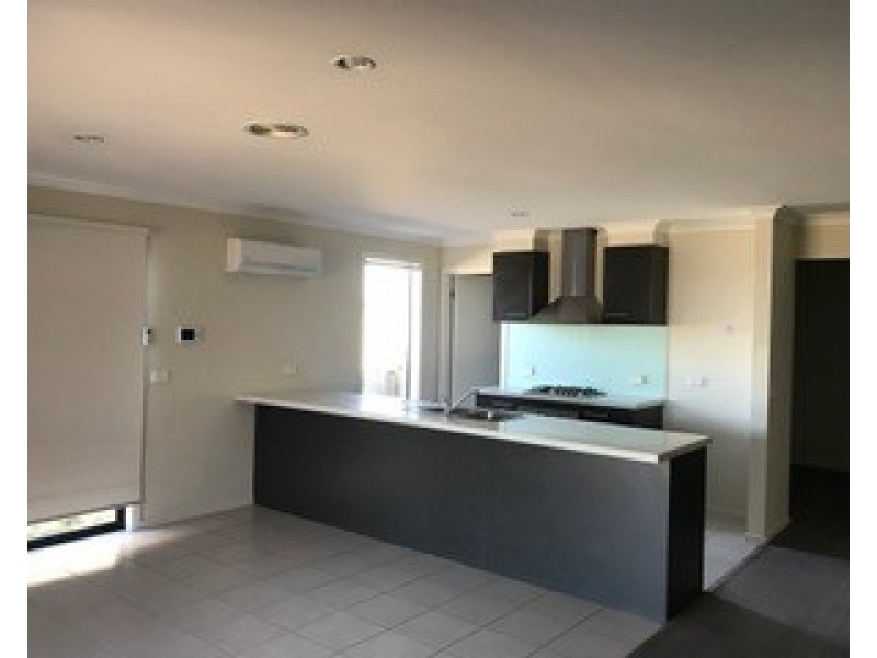 24 Cable Circuit, Craigieburn VIC 3064