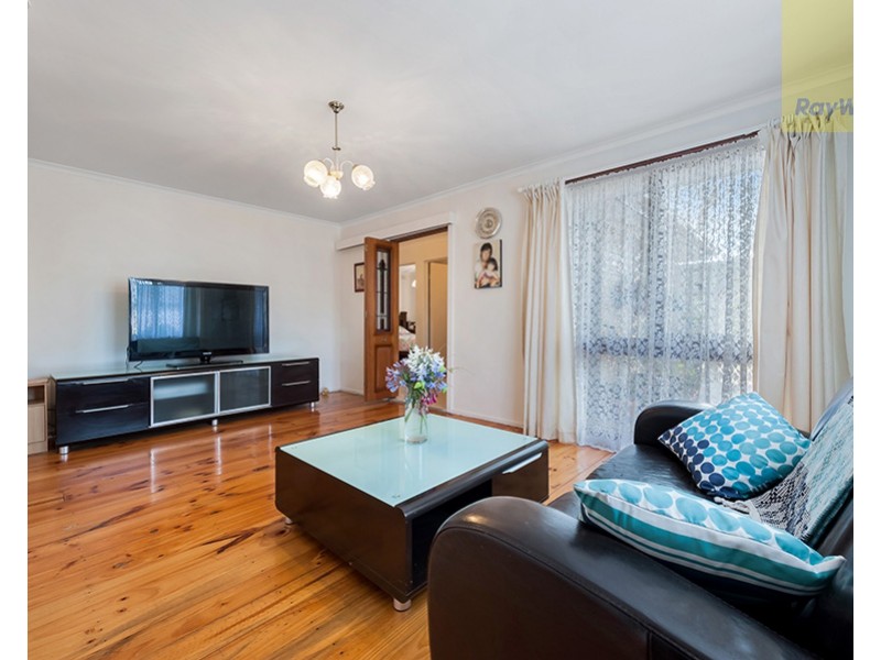 11 Milburn Place, Craigieburn VIC 3064