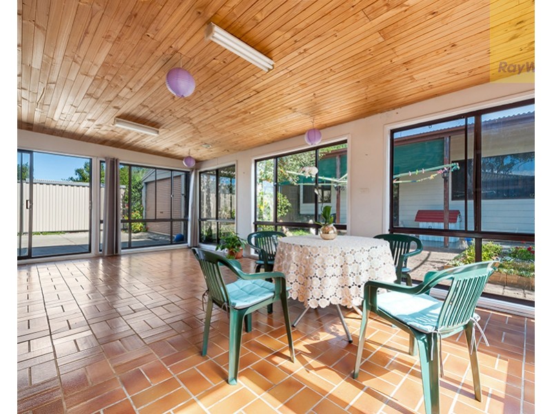 11 Milburn Place, Craigieburn VIC 3064