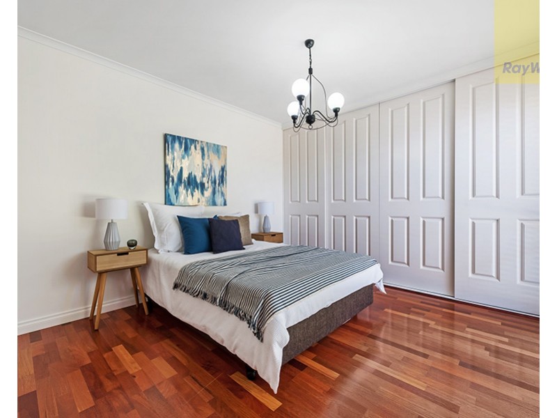 18 Cimberwood Drive, Craigieburn VIC 3064