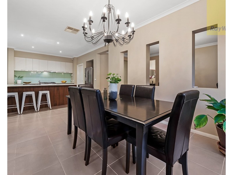 9 Cascade Terrace, Craigieburn VIC 3064
