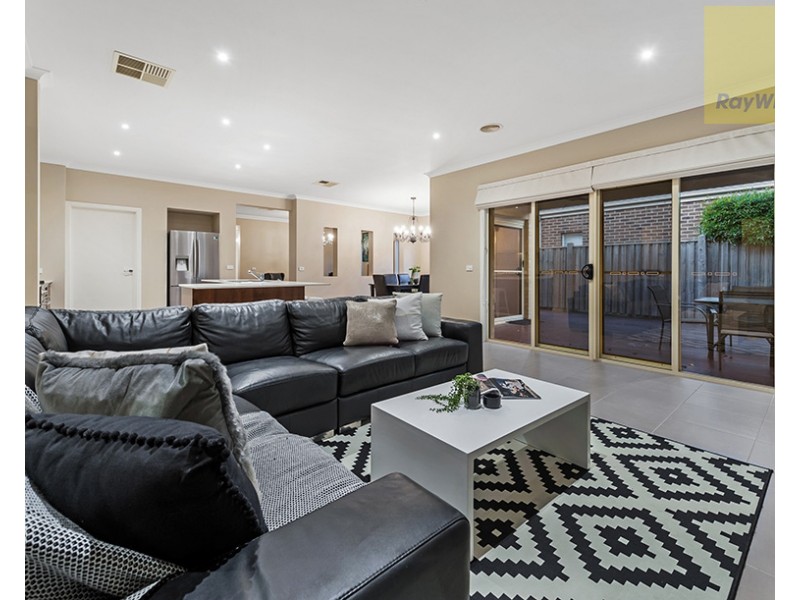 9 Cascade Terrace, Craigieburn VIC 3064