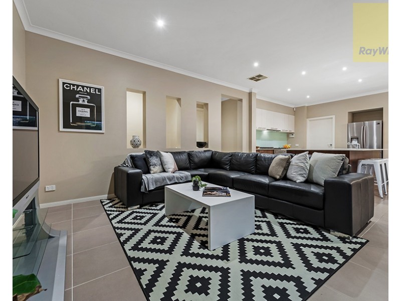 9 Cascade Terrace, Craigieburn VIC 3064