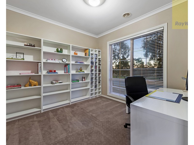 9 Cascade Terrace, Craigieburn VIC 3064