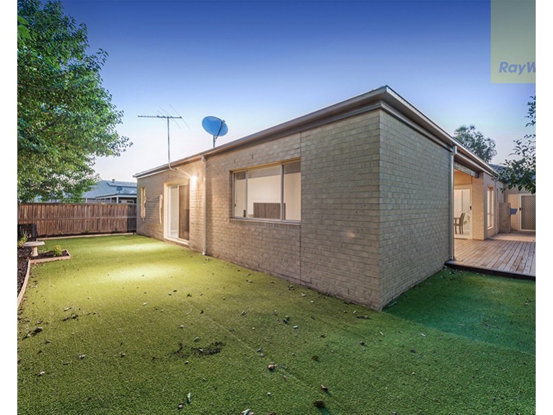 9 Cascade Terrace, Craigieburn VIC 3064