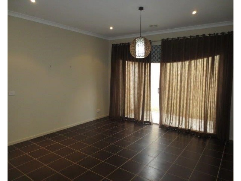 10 Madison Drive, Craigieburn VIC 3064