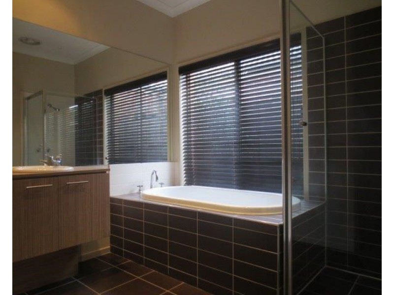 10 Madison Drive, Craigieburn VIC 3064