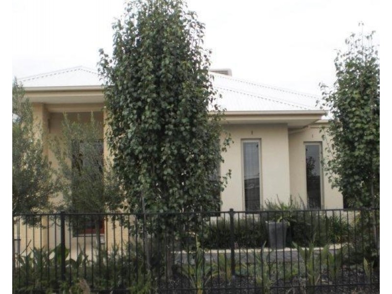 10 Madison Drive, Craigieburn VIC 3064