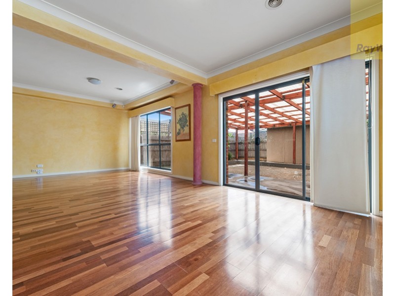 22 Thames Way, Roxburgh Park VIC 3064