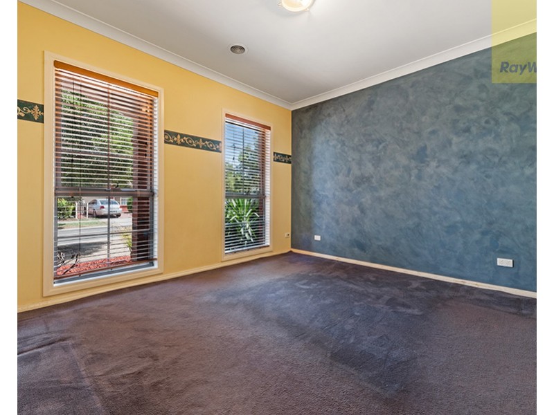 22 Thames Way, Roxburgh Park VIC 3064