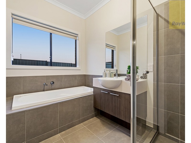 78 Wisteria Avenue, Craigieburn VIC 3064