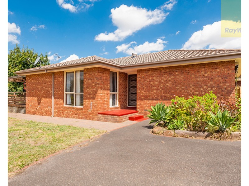 10 Bowes Place, Craigieburn VIC 3064