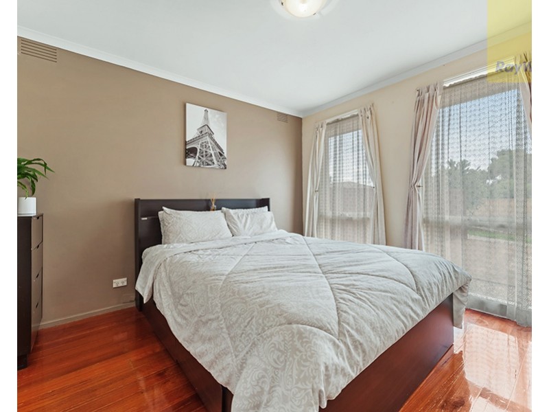 14 Bowes Place, Craigieburn VIC 3064