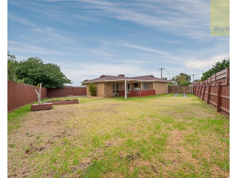 14 Bowes Place, Craigieburn VIC 3064