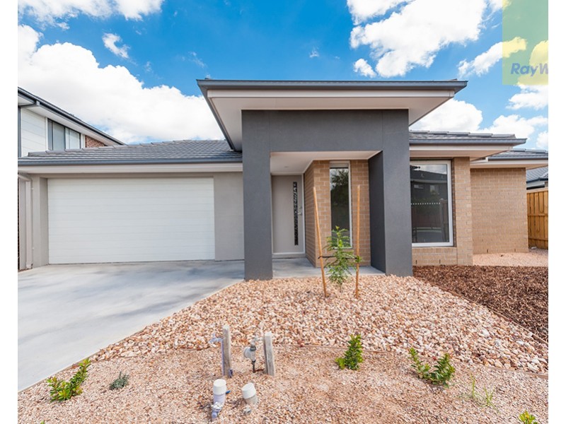 4 Highfield Drive, Mickleham VIC 3064