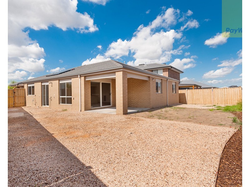 4 Highfield Drive, Mickleham VIC 3064