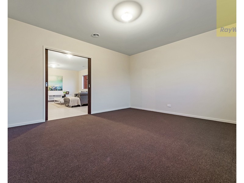 23 Ellscott Boulevard, Mickleham VIC 3064