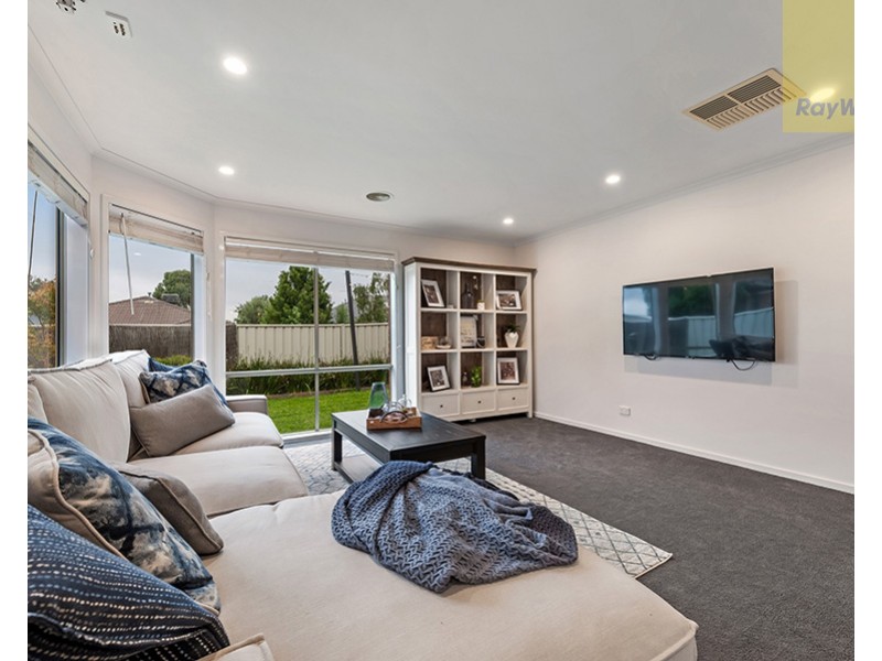 11 Tusmore Rise, Craigieburn VIC 3064
