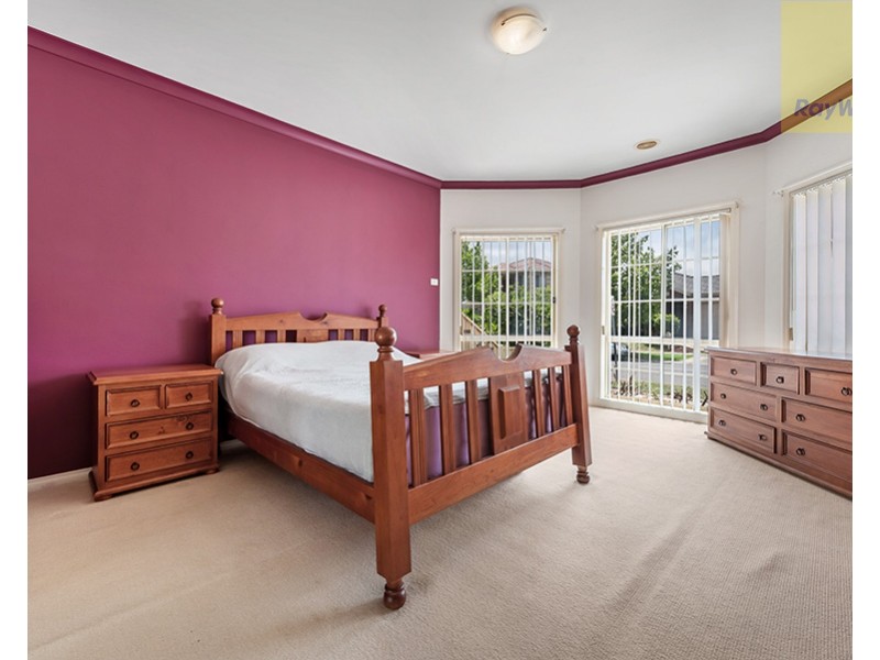 67 Lockwood Drive, Roxburgh Park VIC 3064