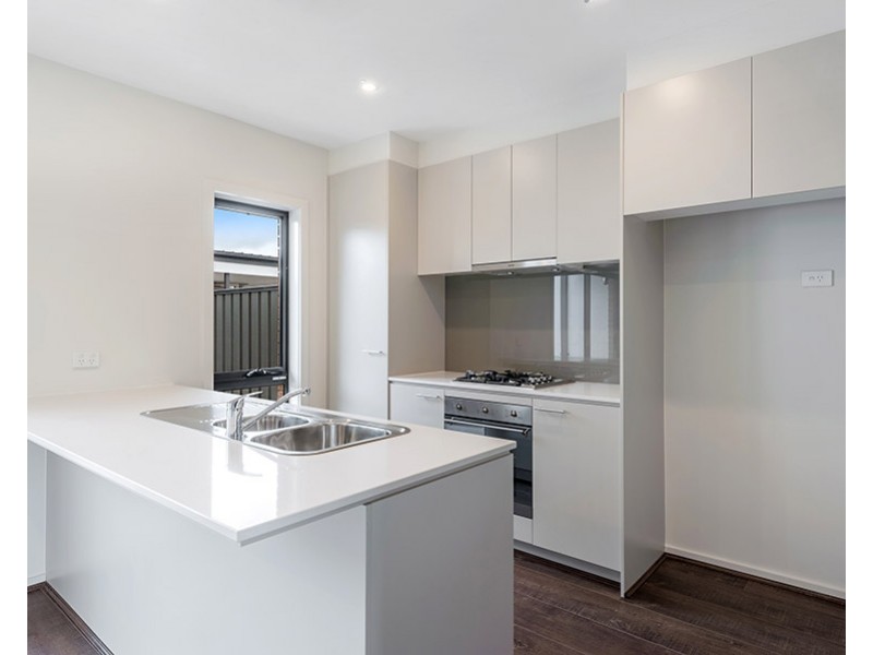 13 Channel Walk, Craigieburn VIC 3064