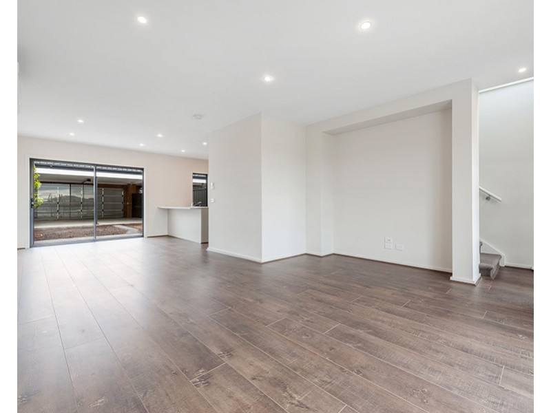 13 Channel Walk, Craigieburn VIC 3064