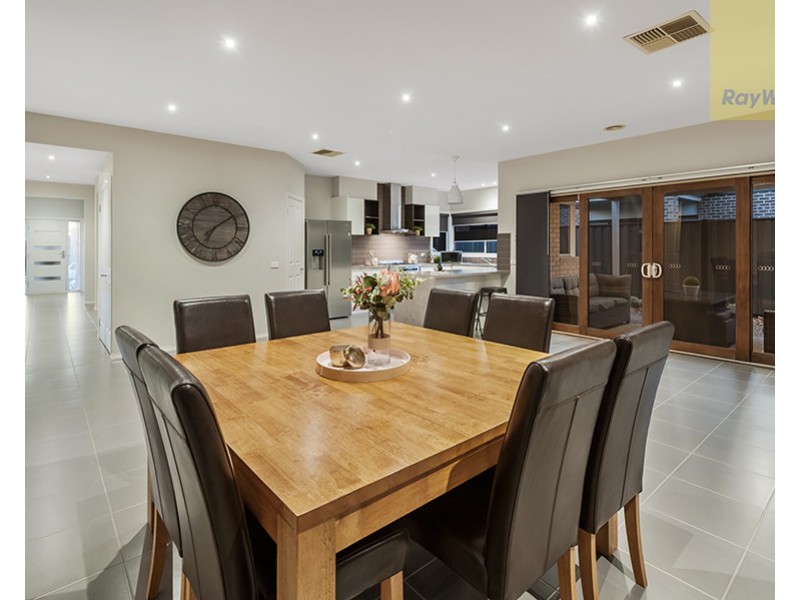 64 Newbury Boulevard, Craigieburn VIC 3064