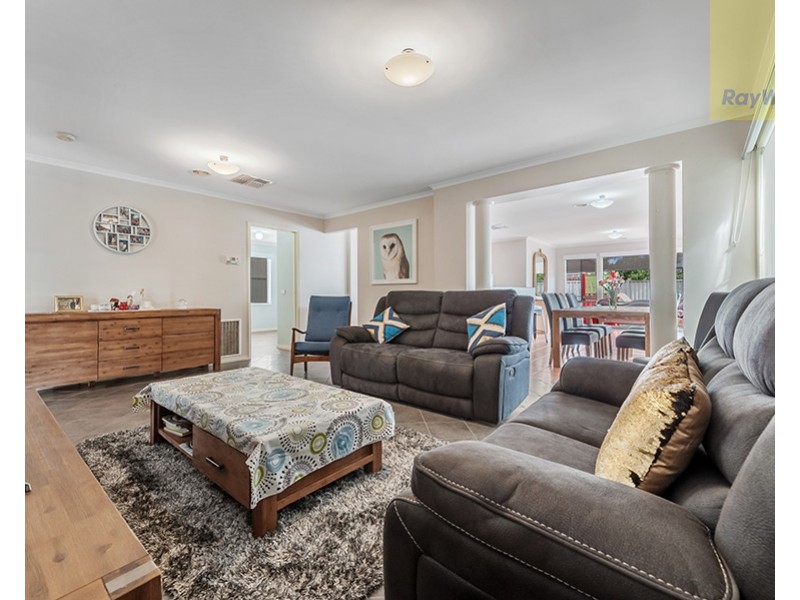 26 Maple Place, Craigieburn VIC 3064