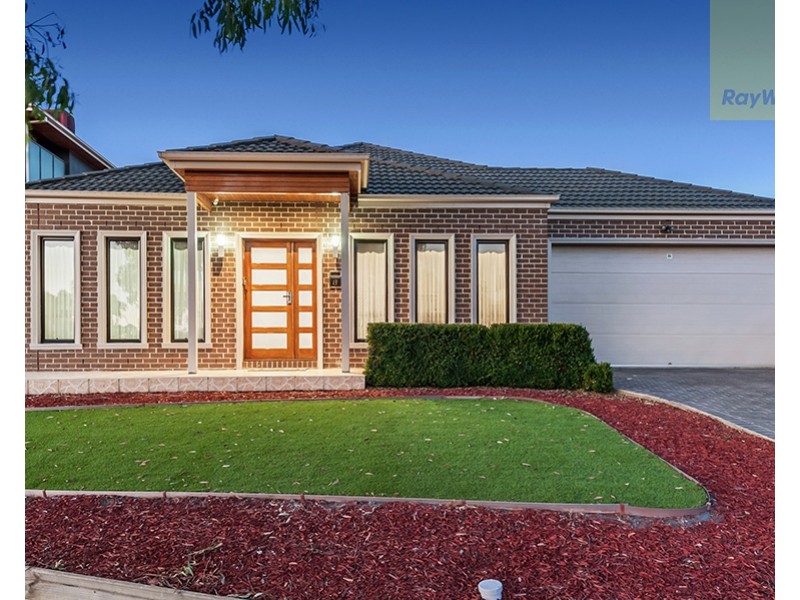 13 Elsternwick Way, Craigieburn VIC 3064
