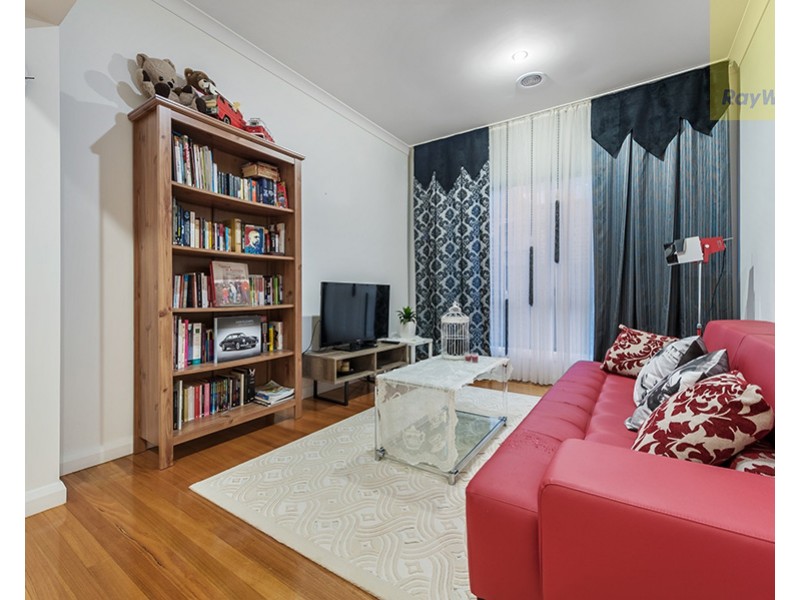 29 Somersby Road, Craigieburn VIC 3064