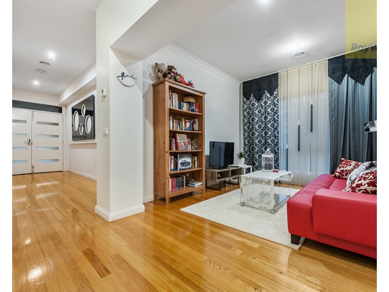 29 Somersby Road, Craigieburn VIC 3064