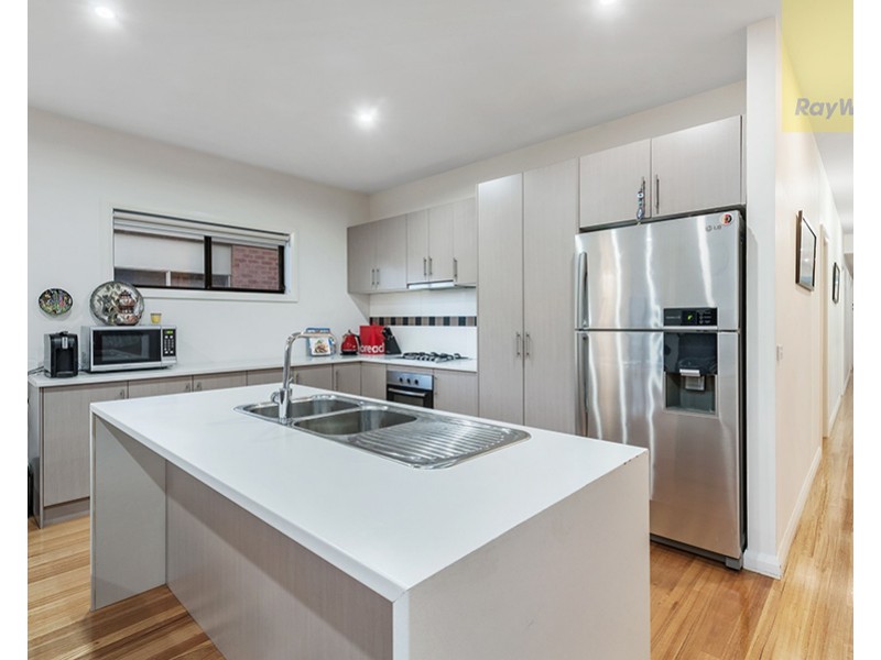 29 Somersby Road, Craigieburn VIC 3064