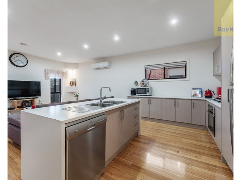 29 Somersby Road, Craigieburn VIC 3064