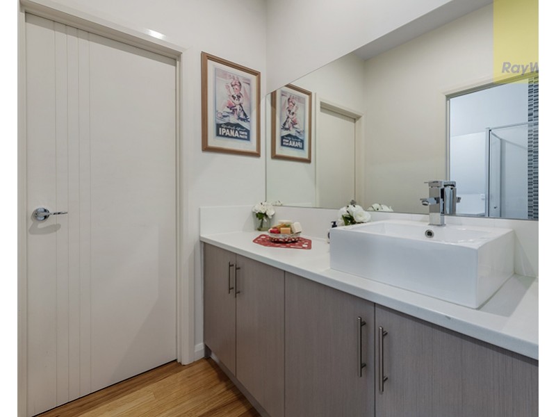 29 Somersby Road, Craigieburn VIC 3064