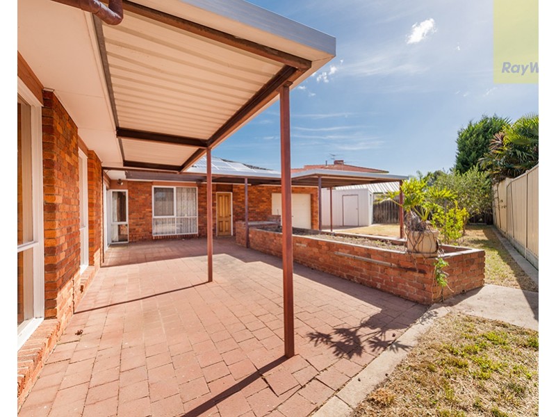 9 Moffat Court, Greenvale VIC 3059